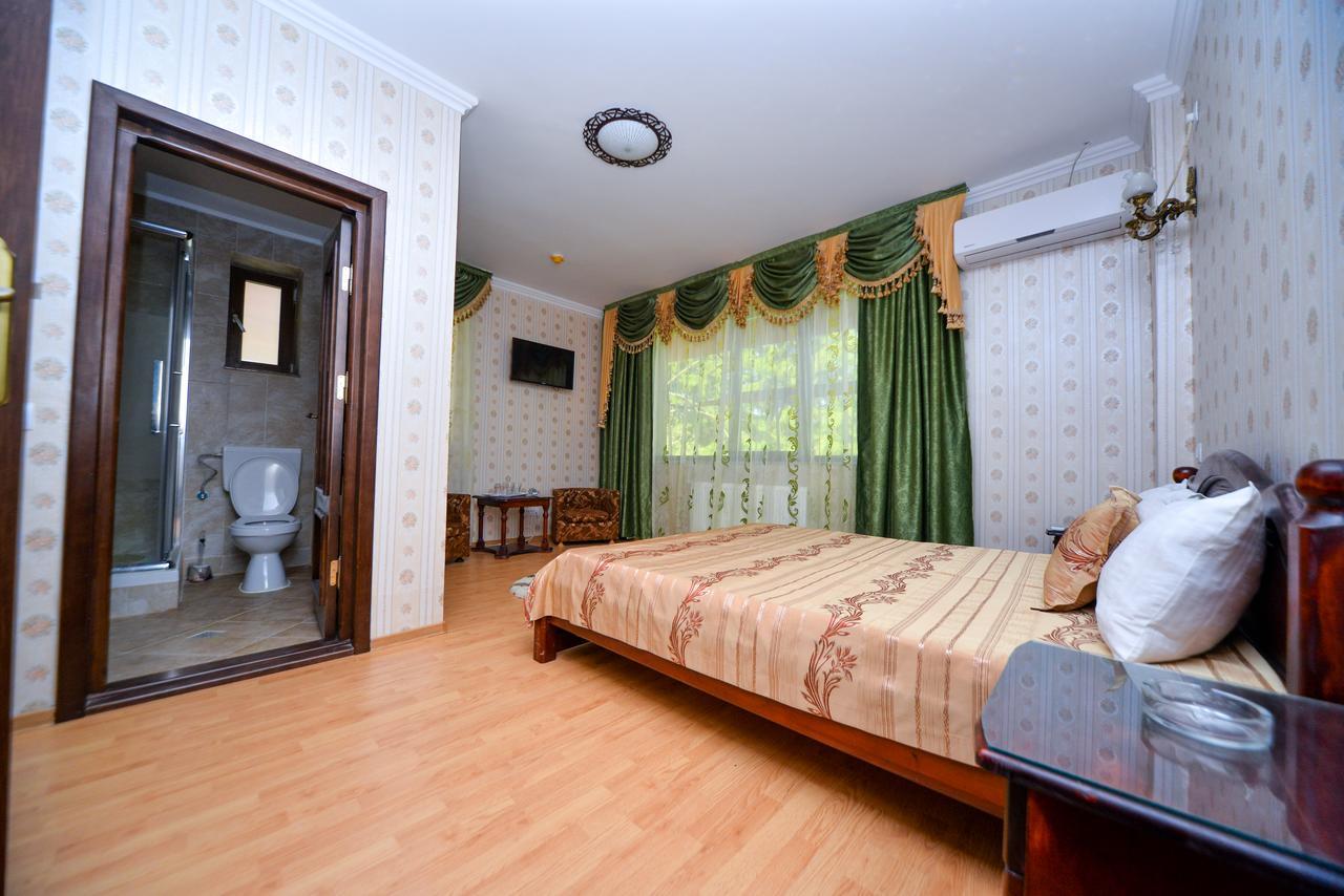 Edy'S Royal Predeal Otel Dış mekan fotoğraf
