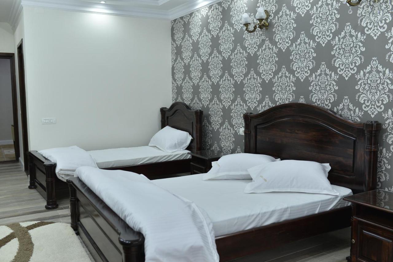 Edy'S Royal Predeal Otel Dış mekan fotoğraf