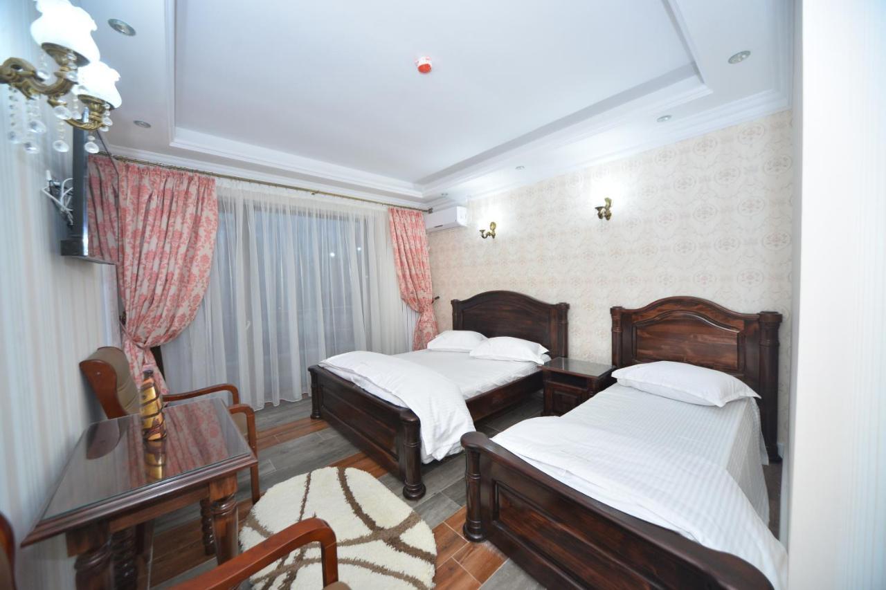 Edy'S Royal Predeal Otel Dış mekan fotoğraf
