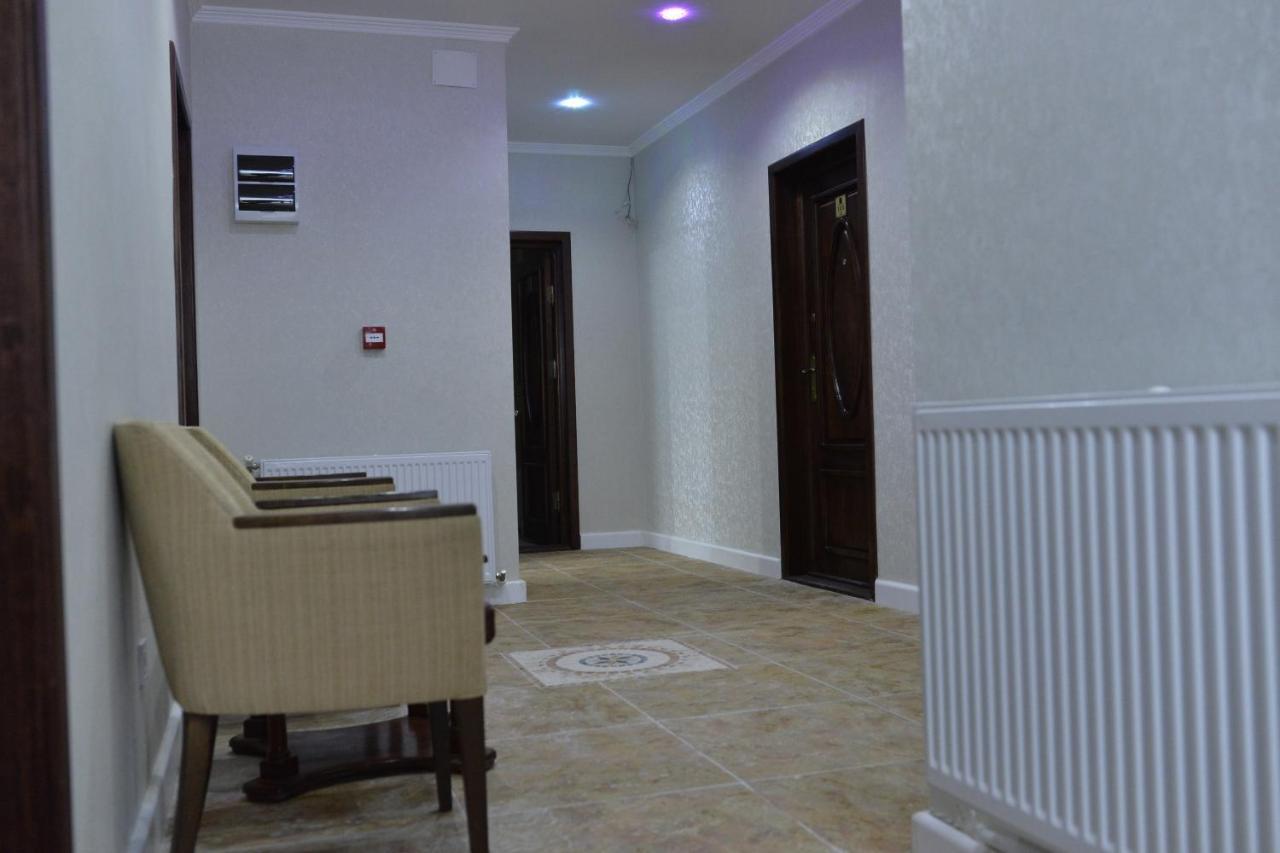 Edy'S Royal Predeal Otel Dış mekan fotoğraf